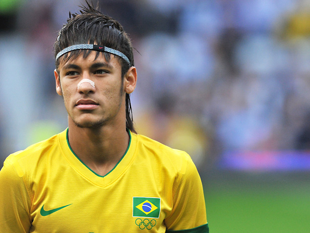 3. The Evolution of Neymar's Blonde Hair in 2013 - wide 11
