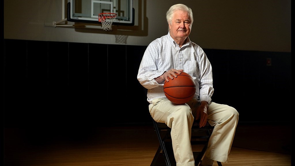 Tex Winter: Remembering The Man Who Popularized The Triangle Offense