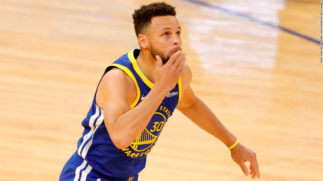 NBA MVP Race: Stephen Curry’s Impressive Scoring Streak Improves His Case For The MVP Plum